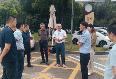 交通疏导解隐患 多方联动护平安